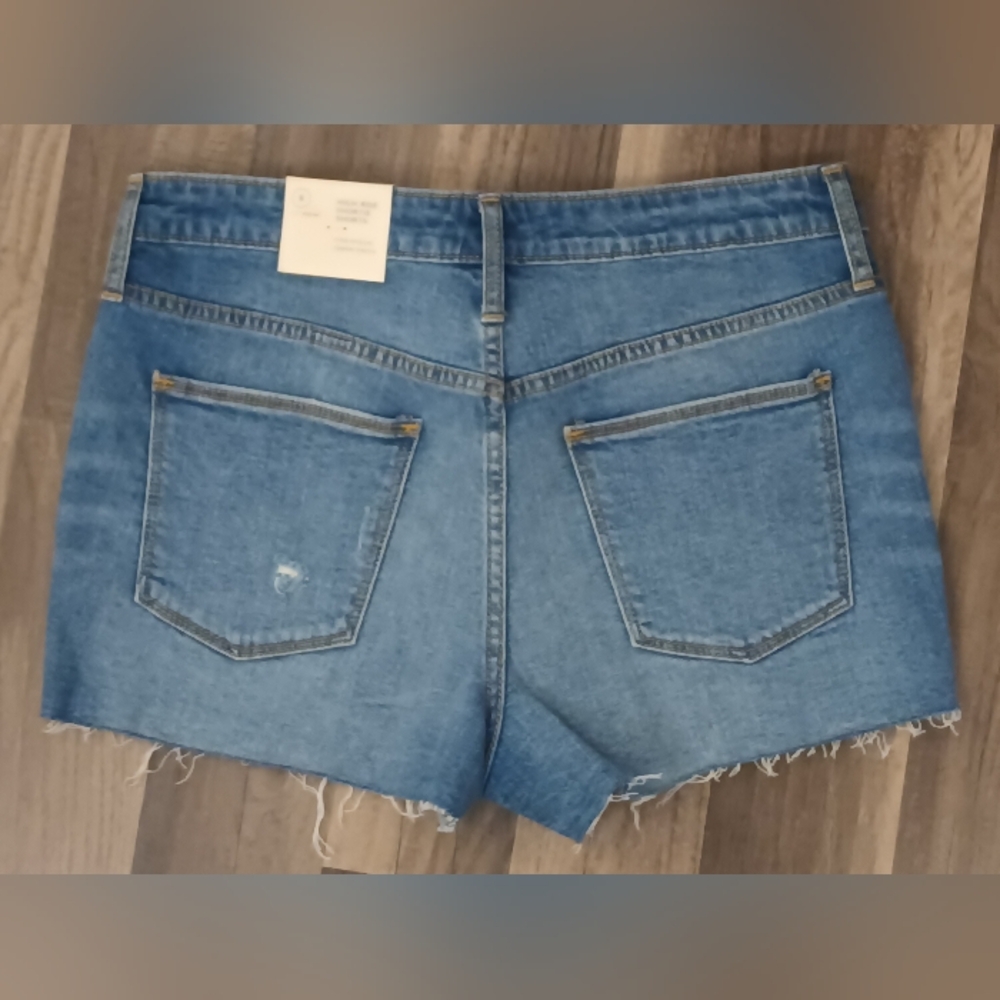 𝐔𝐧𝐢𝐯𝐞𝐫𝐬𝐚𝐥 𝐓𝐡𝐫𝐞𝐚𝐝𝐬 𝐇𝐢𝐑𝐢𝐬𝐞 𝐒𝐡𝐨𝐫𝐭𝐢𝐞 𝐒𝐡𝐨𝐫𝐭𝐬 - Picture 3 of 10